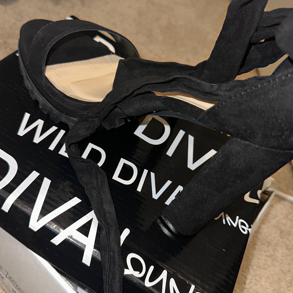 Fashion nova black heels, never worn